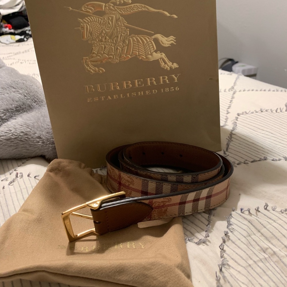 Authentic Reversible Burberry Belt